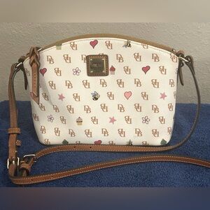 Dooney & Bourke Gretta Novelty Suki Crossbody Bag. GUC.